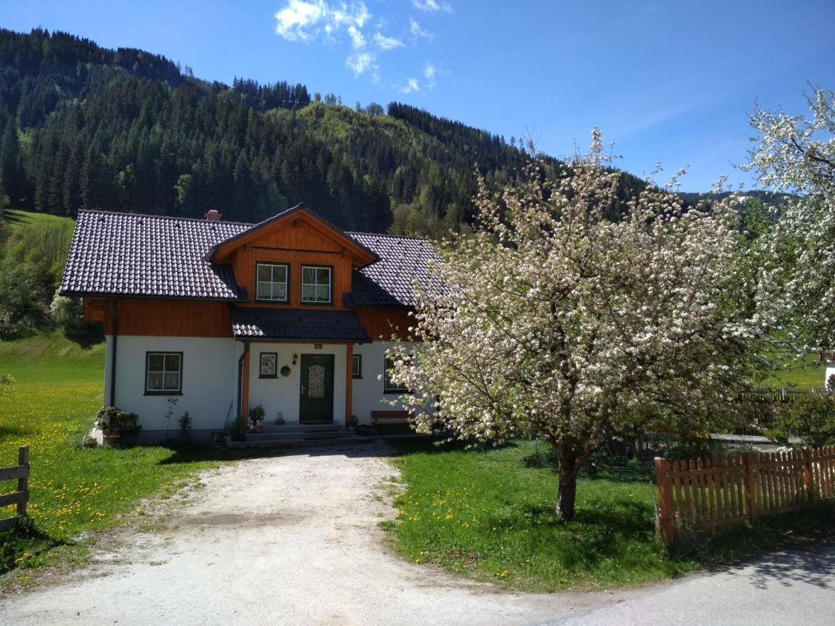 Ferienwohnung Gästehaus Blonbauer Schladming Exterior foto
